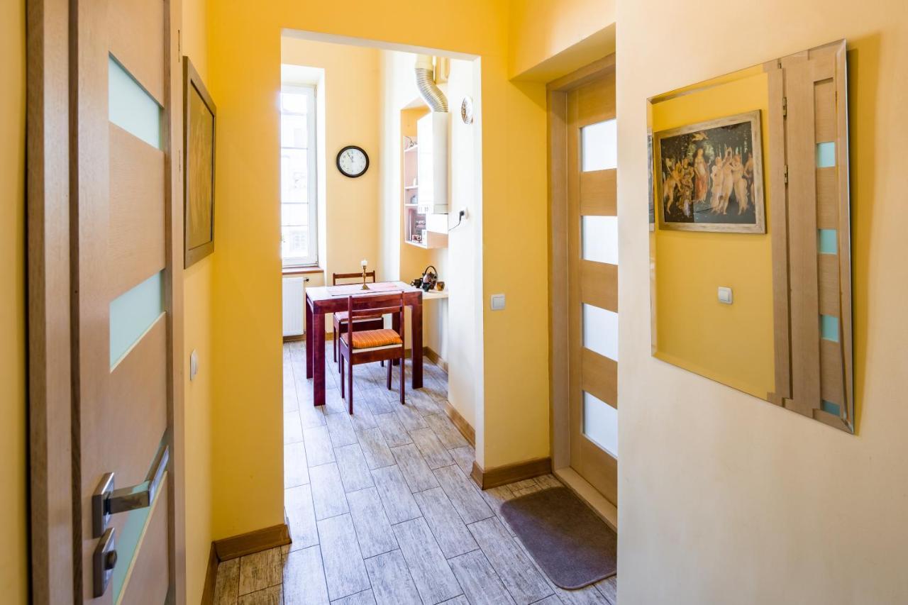 Romari Ставропігійська Appartement Lviv Buitenkant foto